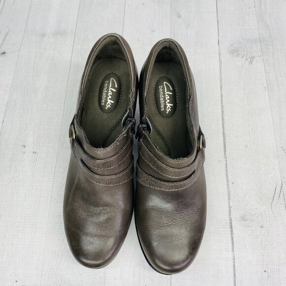 Clarks Bendables 65880 Gray Leather Side Zip Buckle Heel Shoes Bootie Sz 8.5 M - Picture 8 of 13
